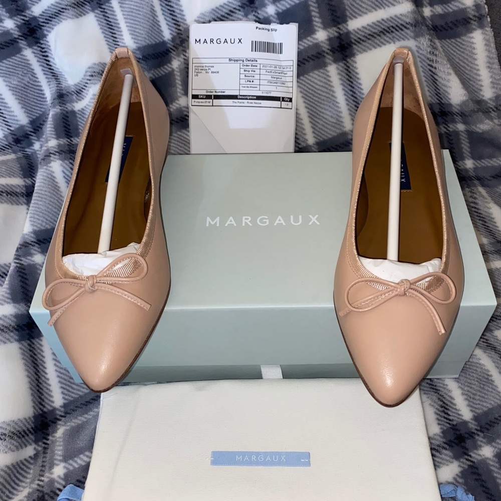 Margaux Pointe Flats